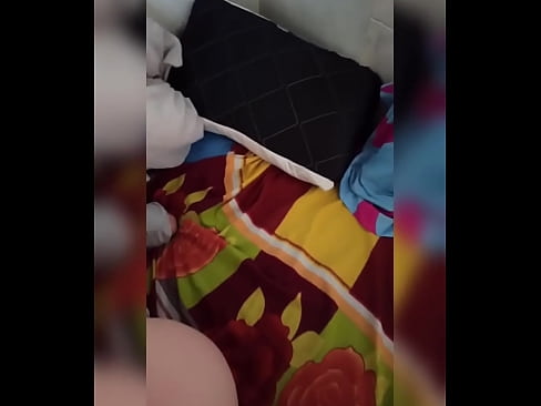 ❤️ Rakan sebilik saya tinggal di rumah seorang diri kerana suaminya pergi bercuti dan saya mengambil kesempatan menidurinya dan mengisi pantatnya dengan susu ❤️ lucah super pada kami ️❤
